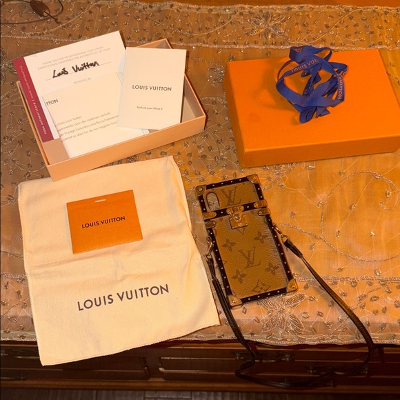 Louis Vuitton Eye Trunk